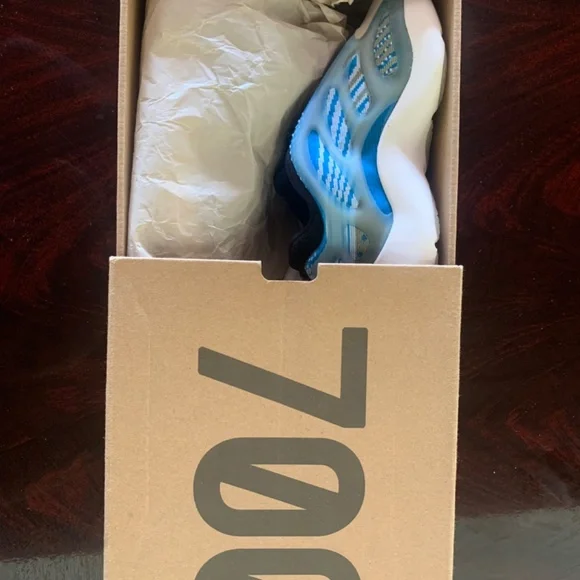 adidas Yeezy 700 V3 Arzareth (Kids)